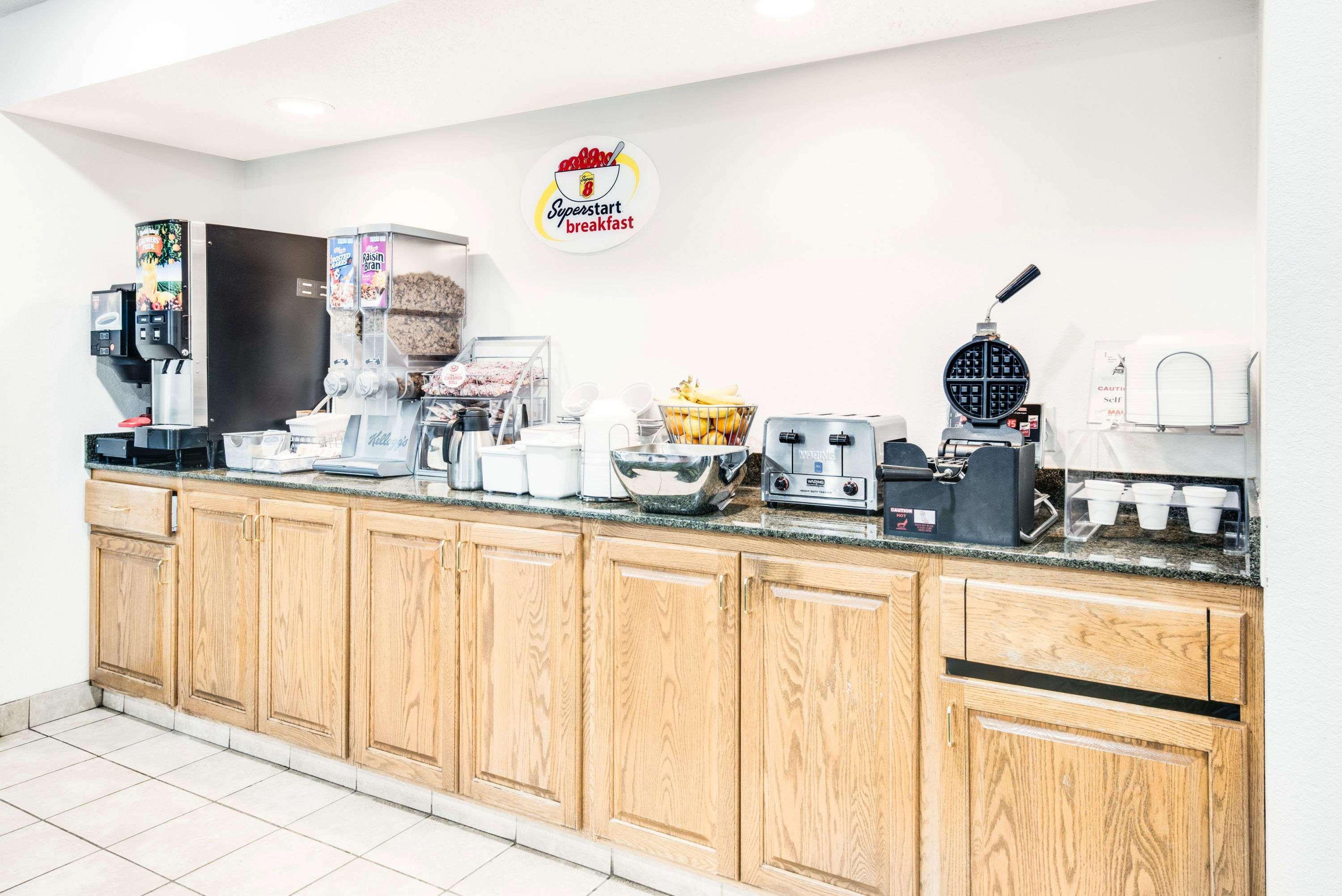 Motel Super 8 By Wyndham Sisseton Esterno foto